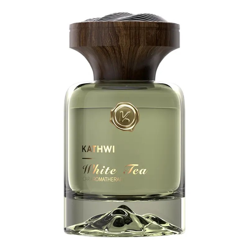 KATHWI Mountain Forest Car Fragrance, No. 5: White Tea & Qud Wood Balm yang Bikin Mobil Terasa Seperti Hutan Sejuk